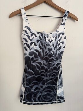 Lululemon Amala Tank tap built in bra Pretty Plume Angel Wing 4